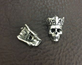 Skull with crown concho