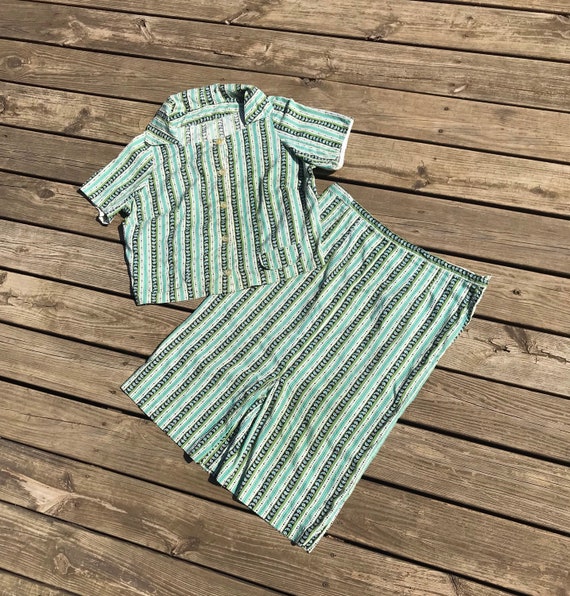 Xl • 1950s SWISS DOT printed turquoise green skirt