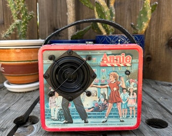 Annie the 8w portable lunch pale bluetooth speaker