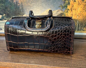 Upjohn alligator doctors bag