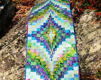 Handmade batik vintage taste bargello quilt table runner