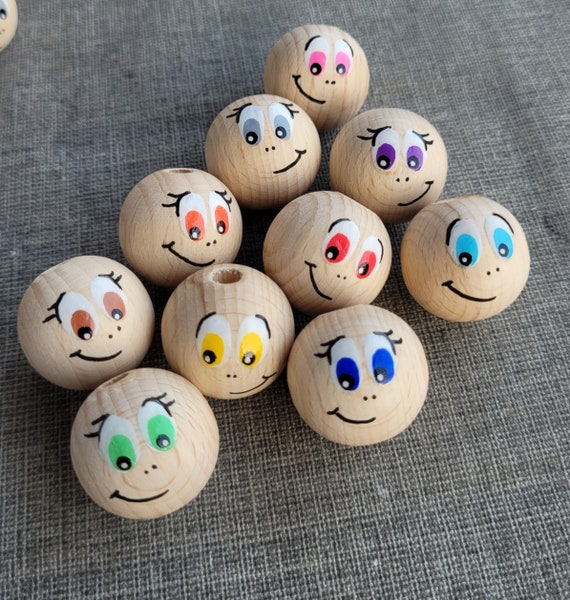 25 Mm Wooden Balls With Faces for Crafting