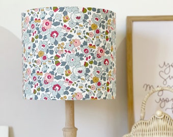 Liberty of London Lampshade, available in 15cm/20cm/30cm. Choose from a range of Liberty fabrics