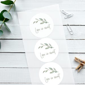 Glänzende weiße Aufkleber, Aquarell Blatt, Liebe ist süß, Hochzeitsaufkleber, Favor Stickers, Candy Bar, Hochzeitsbevorzugung Aufkleber