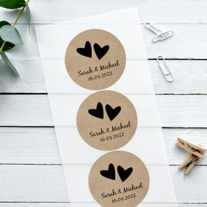 Biologisch abbaubare Kraft Brown Hochzeitsaufkleber, personalisierte Aufkleber, Liebesherz, Konfettiaufkleber, Hochzeitsbevorzugungsaufkleber, kundenspezifische Aufkleber