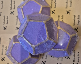 Critical Role Luxon Beacon Bathbomb: Purple Dragons Blood Scented, Nerdy DnD Gift, Mighty Nein Beacon