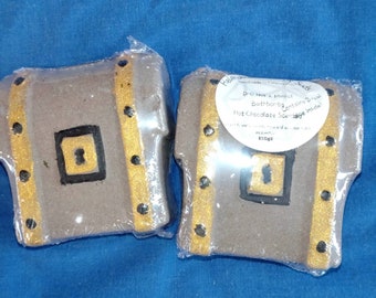 Bomba de baño Mimic Treasure Chest: aroma a chocolate caliente con dados