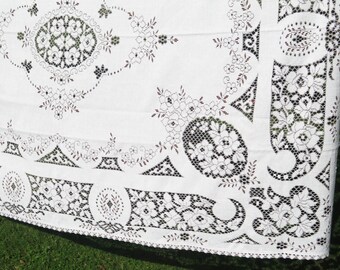 Vintage Cutwork Table Cloth,  Floral Dining Room Table Cloth #4-32-7