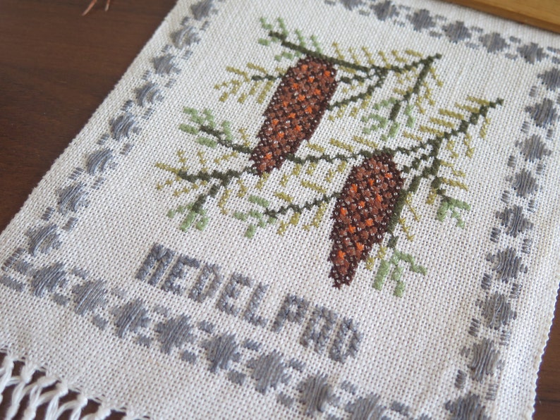 Embroidered Wall Hanging, Cross Stitch, Pine Cones, Pink Flowers, Vintage Swedish Scandinavian Wall Decor 4-69-40/41 image 3