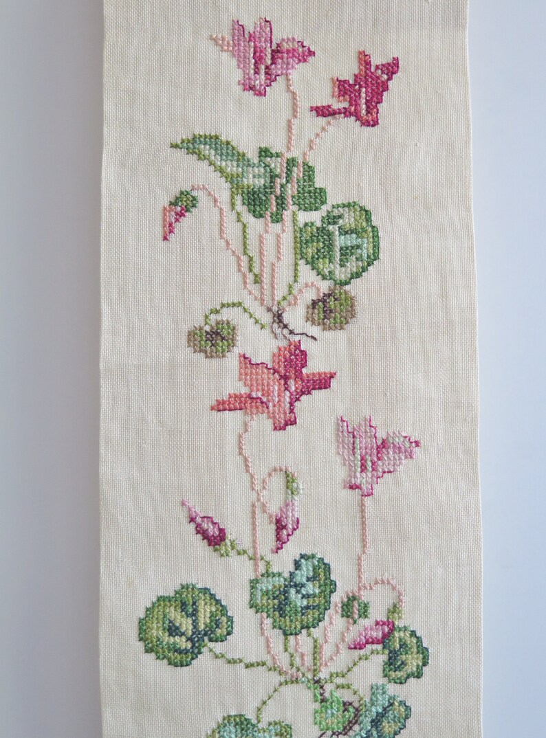 Embroidered Wall Hanging, Cross Stitch, Pine Cones, Pink Flowers, Vintage Swedish Scandinavian Wall Decor 4-69-40/41 image 9