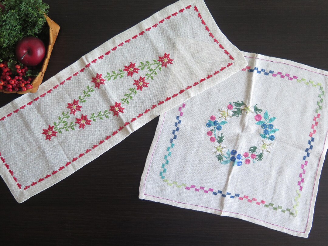 刺繍入り小テーブルクロス、花柄テーブルトッパー 2 枚セット、手刺繍