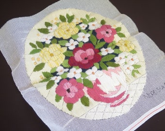 Vintage Embroidered Wall Decor supply Floral Embroidery Oval Craft Supply Scandinavian Handmade #3-09