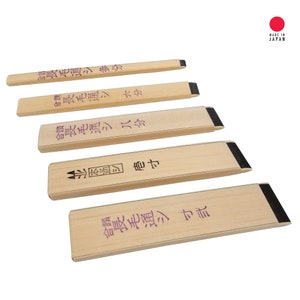 The Finest Professional-use Medium Urushi Brush: Handmade in Japan Hontoshi