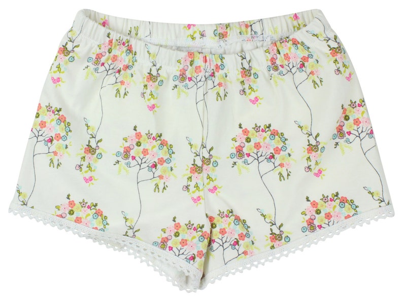 Cream Floral Baby Shorts Toddler Shorts Girl Shorts Cluny Lace Trim Shorts Girly Shorts Tree Flower Shorts Newborn Shorts Baby Girl Gift