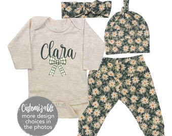 Daisy Floral Baby Girl Going Home-outfit met pastelstrik, gepersonaliseerde babycadeauset, saliegroene madeliefjes, hoed, broek strik hoofdband, CUSTOM