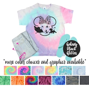 Maglietta Tie Dye Minnie Face Animal Kingdom Vacation Galaxy Bright Black Glitter Vinyl Lion King Toddler Youth Adult Neon Tie Dye Rainbow Shirt