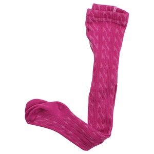 Frambozenpastei kabelgebreide panty handgeverfde framboos peuterpanty babypanty kinderpanty lentepanty winterpanty kleurrijk roze