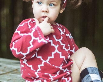 Red Baby Romper Long Sleeve Toddler Romper with Snaps Peasant Dress Outfit First Christmas Red White Romper Quatrefoil Dress