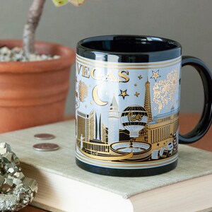 Las Vegas Gilded Souvenir Mug Featuring Landmarks of the Strip - Etsy