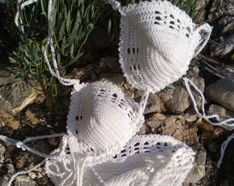 crochet bikini set with Edgings in lace. Can be made in any color