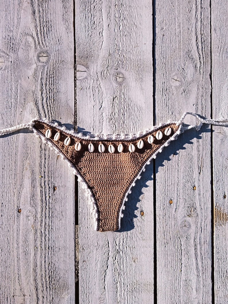 crochet bikini set High Hip in Tan Bronze with lace edgings and natural shells image 3