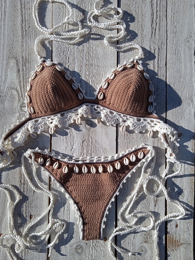 crochet bikini set High Hip in Tan Bronze with lace edgings and natural shells image 4