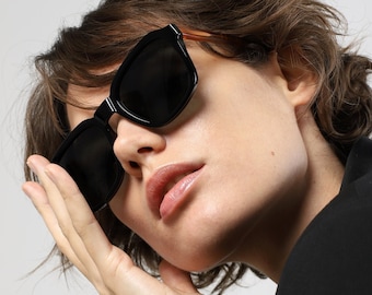 Chunky square sunglasses women with polarized lenses UV400 Ukrainian shop