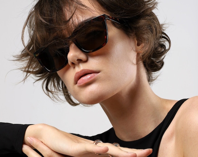 Trendy Rectangle Square Sunglasses for Women | Designer Polarized Sunnies | UV400 Protection | Ukrainian Shop