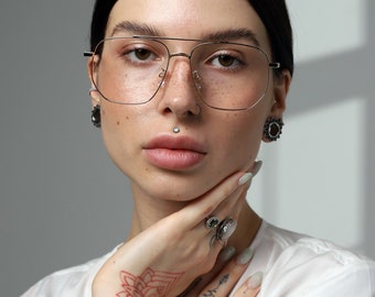 Oversized glasses frames women, men with prescription or non prescription lenses and with or without chain