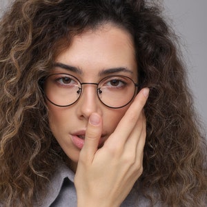 Reading glasses women with non prescription or prescription lenses (anti-reflective, blue light blocking, photochromic, sun)