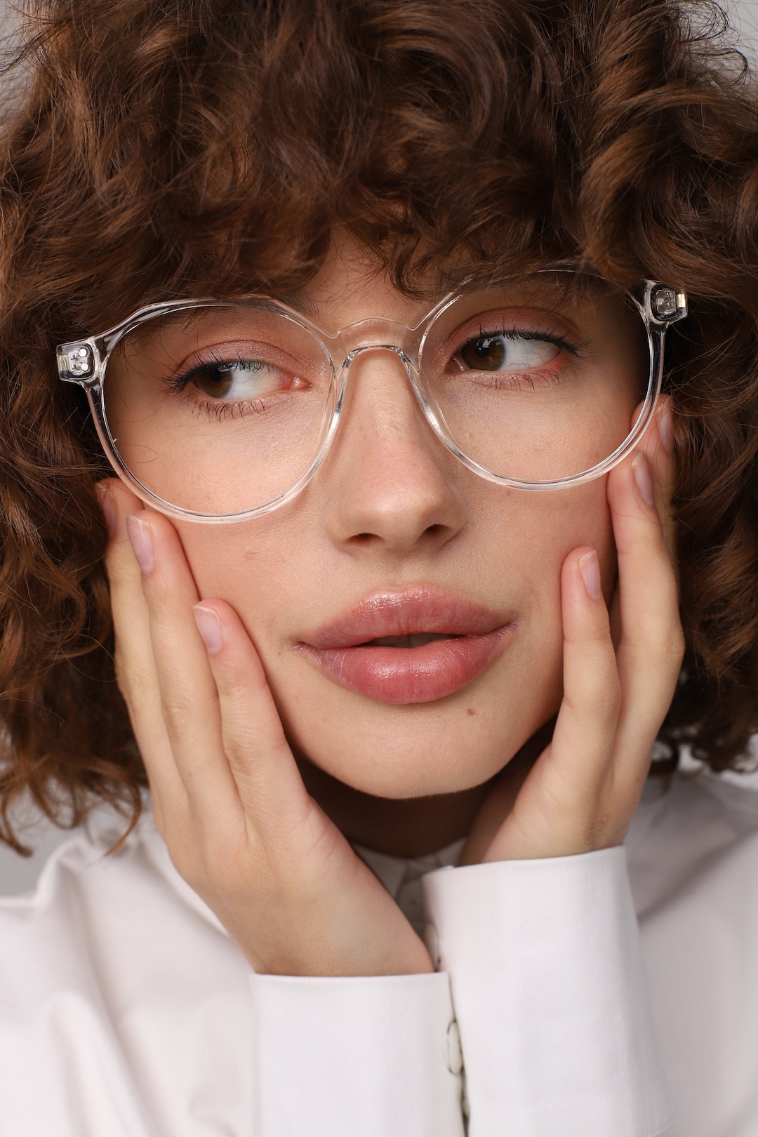 Round clear sales plastic glasses frames