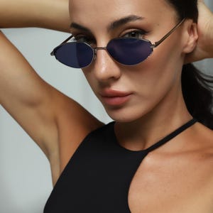 small sunglasses geometric metal frame
