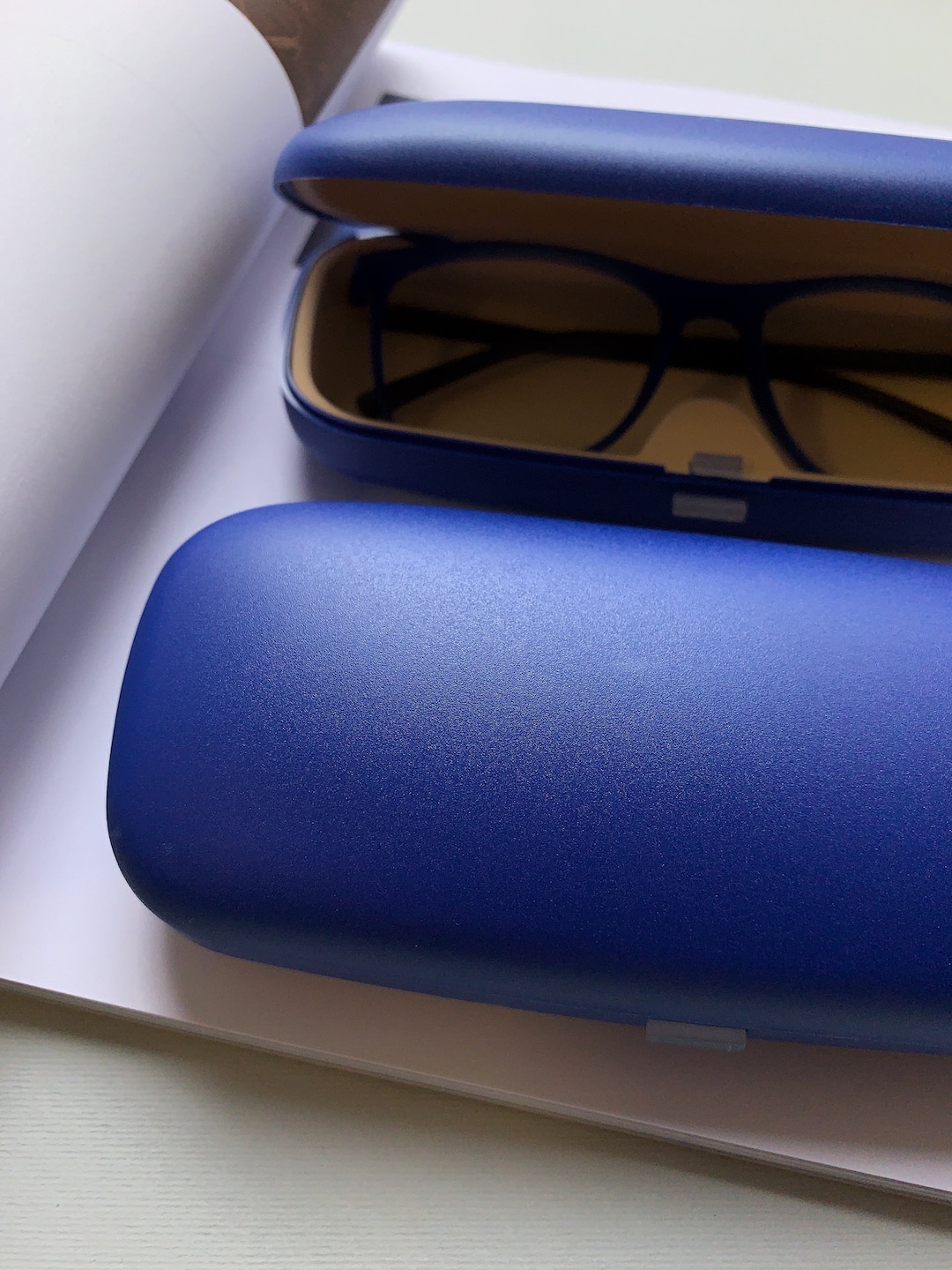 Eye Protection Case Protective Eyeglass Case – Lightweight Blue Hard Holder for Reading ...