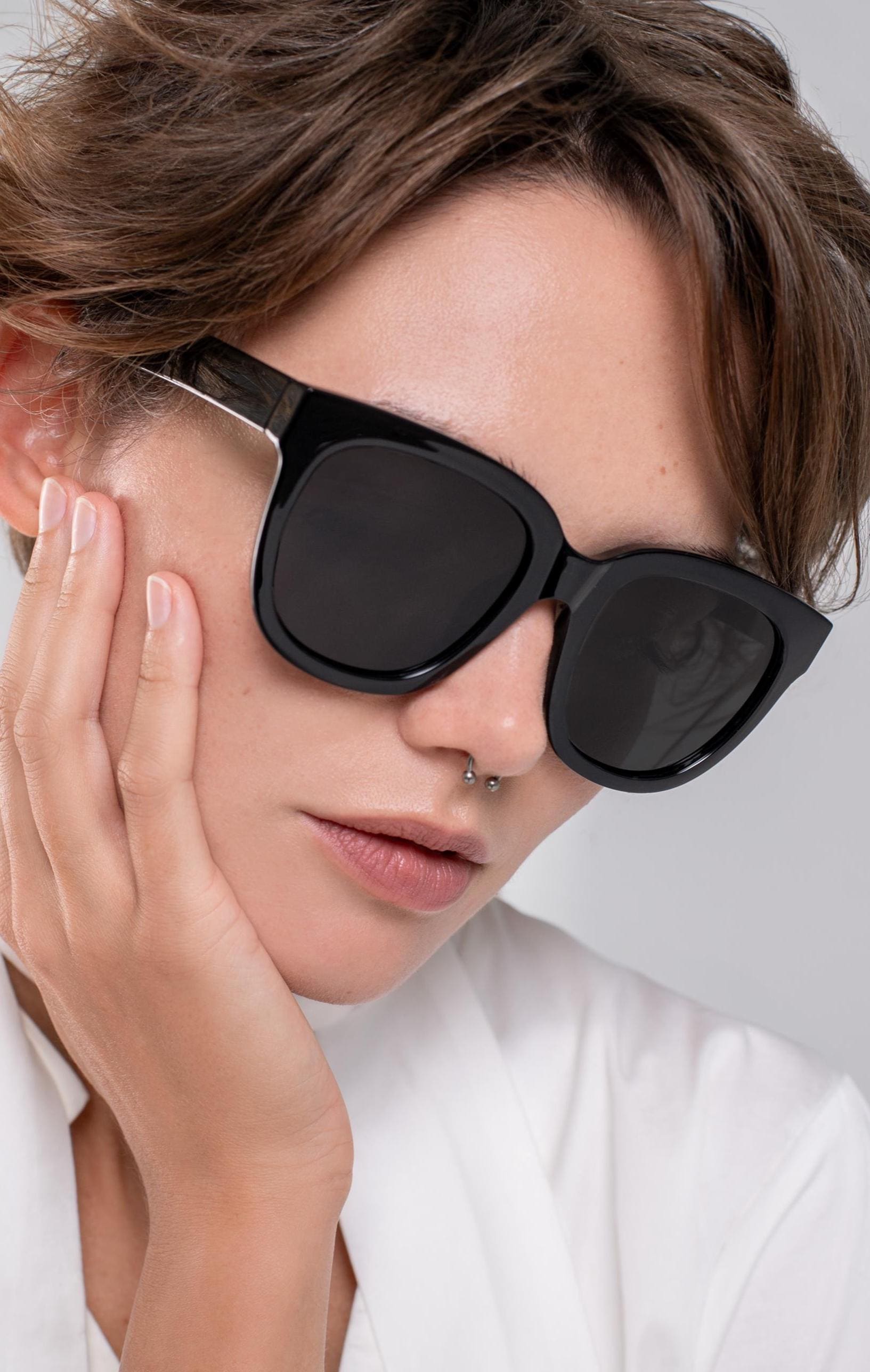 Sport Eyewear Black Oversized Goggle Sunglasses UV400 Unisex NWT Classic Sports Sunglasses with One-Piece Wraparound UV400  main image 2