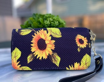 Wristlet wallet 100% leather