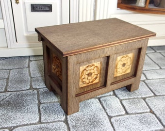 Tudor Rose Blanket Chest Ottoman 1:12th Dolls House