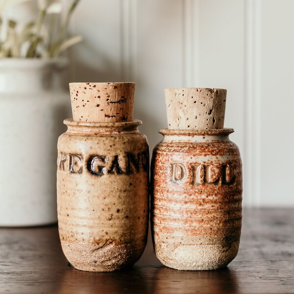 Vintage Spice Jar - Oregano and Dill Spice Jar Set Stoneware Pottery Spice Storage Jars with Cork Lids Vintage Spice Cellar Oregano Dill Jar
