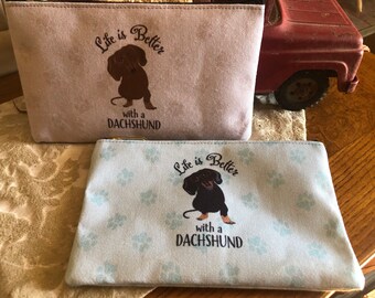 Accessory pouch/pencil case/cosmetic travel bag/Life is better with a dachshund