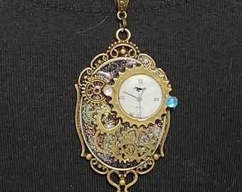Extravagant Steampunk Timekeeper Necklace