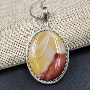 Desert Sunrise — Mookaite Jasper Pendant | Sterling Silver Stone Necklace bild 9