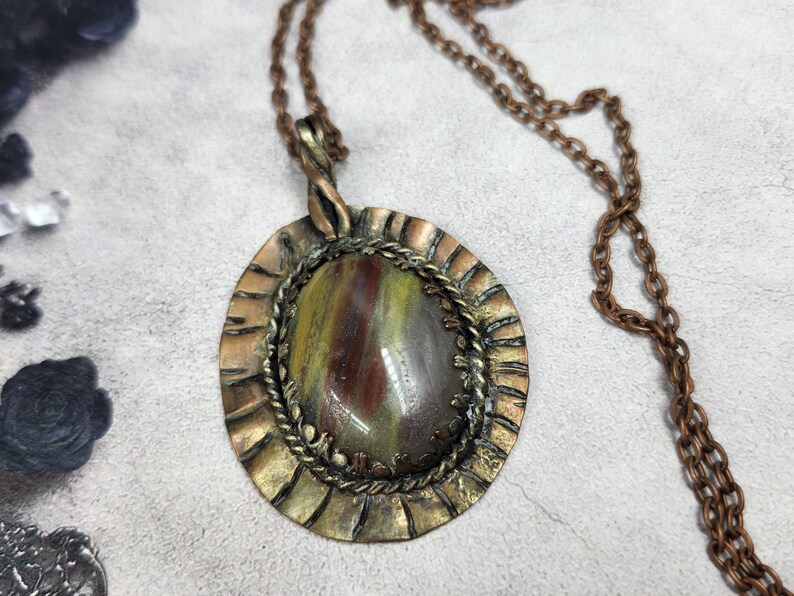 Ancient Forest Relic — Handmade Rainbow Petrified Wood & Copper Pendant | Artisan Fossilized Wood Stone Necklace Bild 15