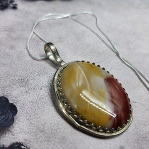 Desert Sunrise — Mookaite Jasper Pendant | Sterling Silver Stone Necklace bild 7