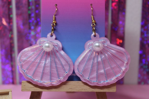 Boucles D'Oreilles Vintage Années 60/70 - Coquilles Nacrées Et Perles, Fermoir Dormeuse