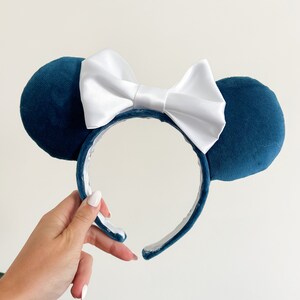 Turqoise Fall Velvet Minnie Ears