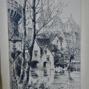 Original vintage French etching of the City of Chartres  - by Charles Pinet - Chartres rue de la porte Guillaume - AP53