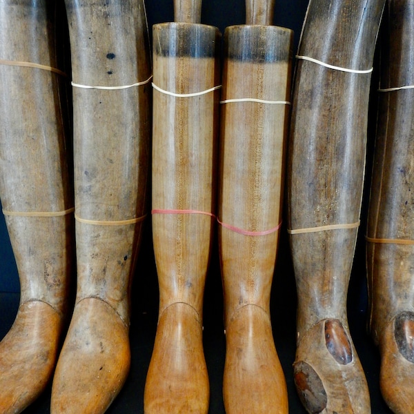 Antique French cavalry officers boot trees - wooden boot lasts - antique boot stretchers - hunting boot forms - FF101