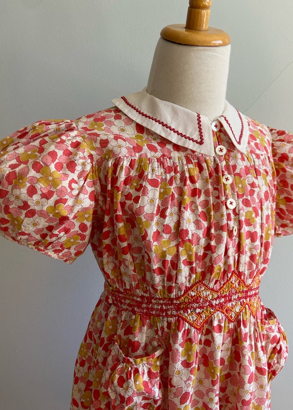 Vintage 30’s Best & Co Hand Smocked Girl’s Dress - image 6