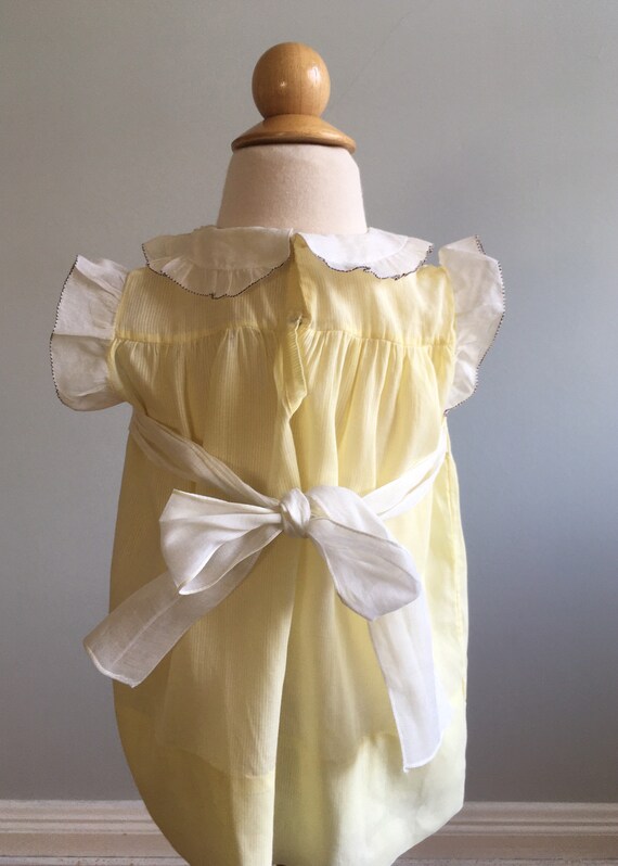 1930’s Vintage Girl’s Dress with Hand Smocked Col… - image 7