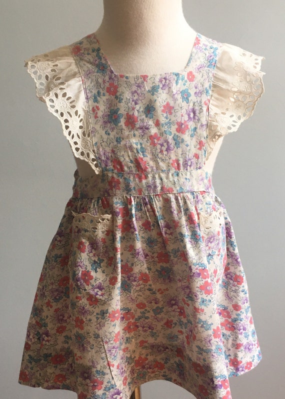 Vintage 40’s Girl’s Feedsack Pinafore Dress