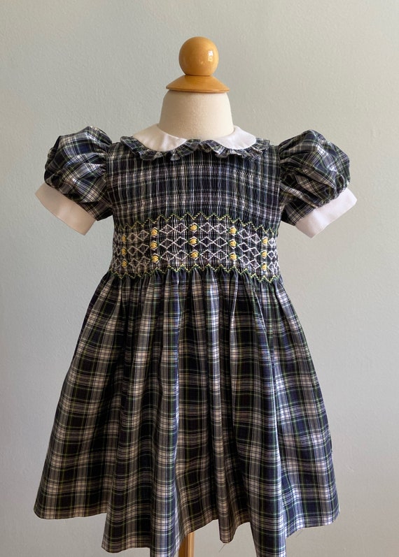 Vintage “Anavini” Girl’s Plaid Smocked Dress